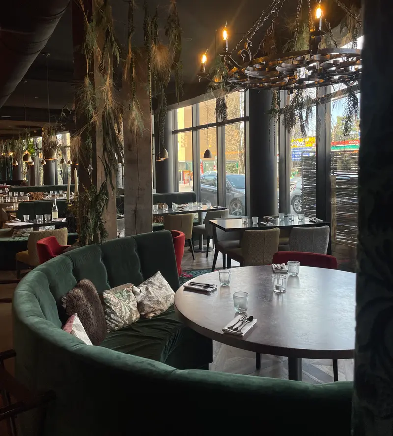 Les Mérovingiens - ambiance du restaurant